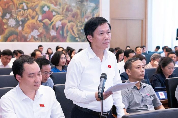 Phó Chủ nhiệm Ủy ban Văn hóa và Xã hội của Quốc hội Lâm Văn Đoan phát biểu. Ảnh: Cổng thông tin điện tử Quốc hội.