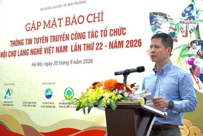 Ông Nguyễn Minh Tiến, Giám đốc Trung tâm Xúc tiến thương mại Nông nghiệp phát biểu tại họp báo. Ảnh: Ban tổ chức.