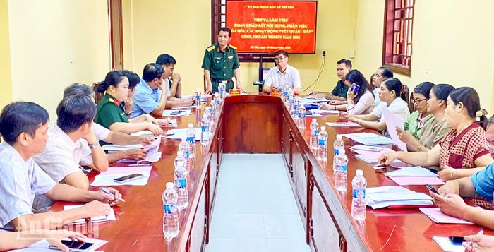 Thượng tá Lê Thanh Nhàn phát biểu tại buổi khảo sát.