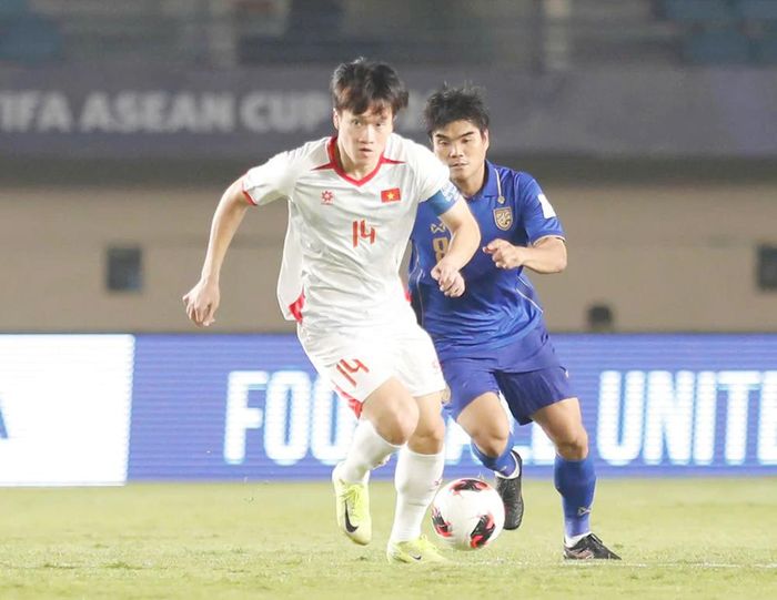 Hoàng Đức vào sân trong hiệp hai không thể giúp đội tuyển Việt Nam đảo ngược được tình thế.