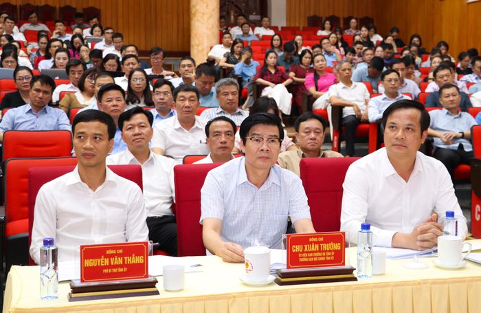 Đại biểu dự hội nghị.