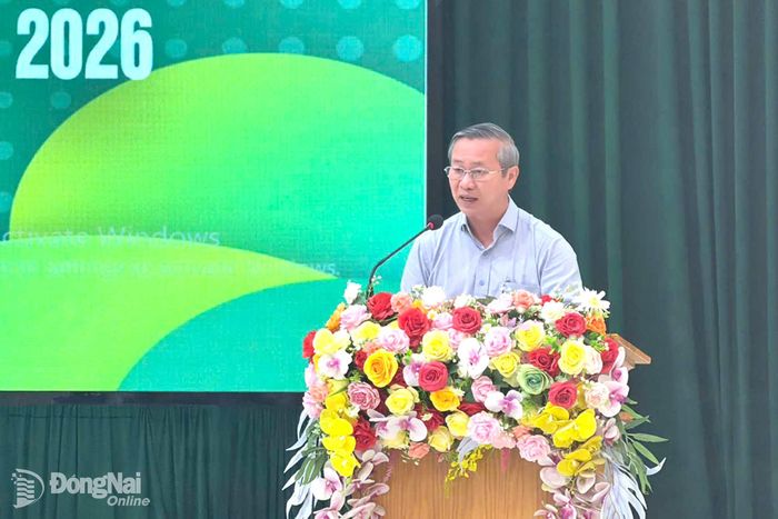 Thành ủy viên, Phó Chủ tịch Ủy ban MTTQ Việt Nam thành phố, Chủ tịch Hội Nông dân thành phố Cao Tiến Sỹ phát biểu tại hội nghị. Ảnh: Tố Tâm