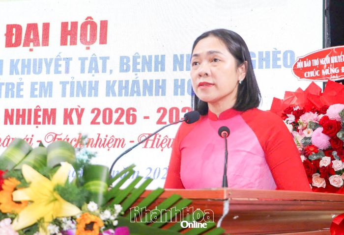 Đồng chí Trần Thu Mai phát biểu tại đại hội.