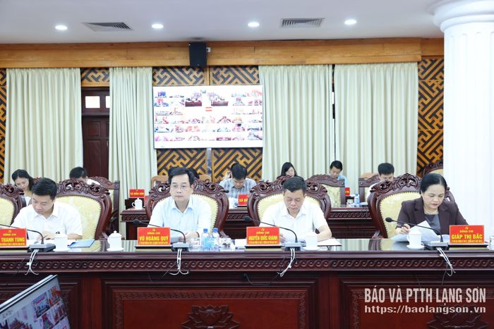 Các đại biểu dự hội nghị