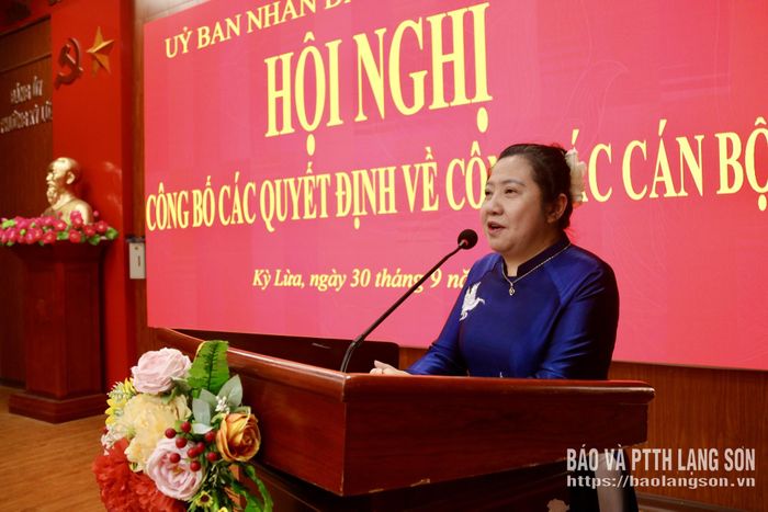 Lãnh đạo UBND phường Kỳ Lừa phát biểu giao nhiệm vụ tại hội nghị