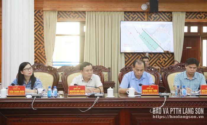 Các đại biểu dự hội nghị