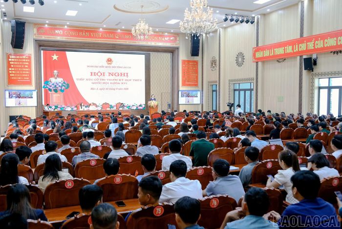 Quang cảnh hội nghị.