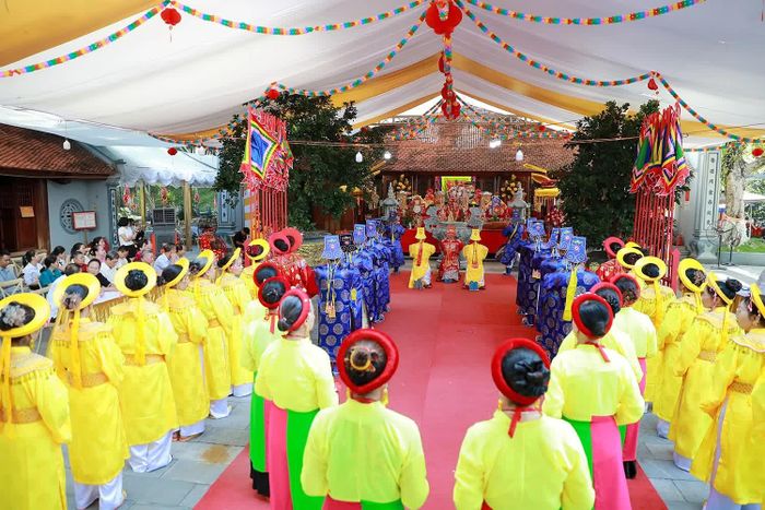 Quang cảnh buổi lễ.