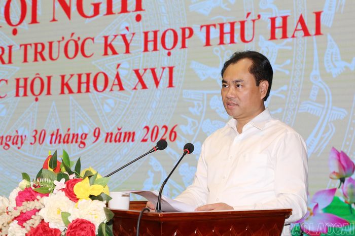 Đồng chí Trịnh Việt Hùng - Ủy viên Ban Chấp hành Trung ương Đảng, Bộ trưởng Bộ Nông nghiệp và Môi trường phát biểu tại hội nghị.