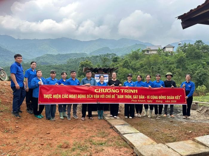 Hoạt động dân vận “bám thôn, sát dân” của các tổ chức chính trị ở xã Phúc Khánh.