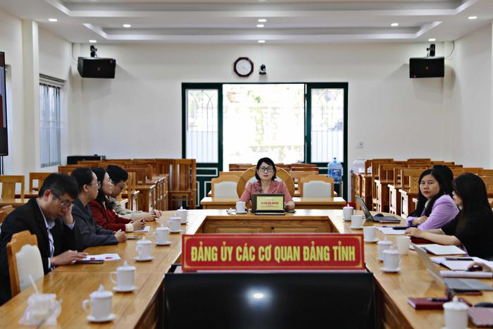 Quang cảnh Hội nghị tại điểm cầu Đảng uỷ các Cơ quan Đảng tỉnh Lâm Đồng sáng nay. (Ảnh: Chính Thành)