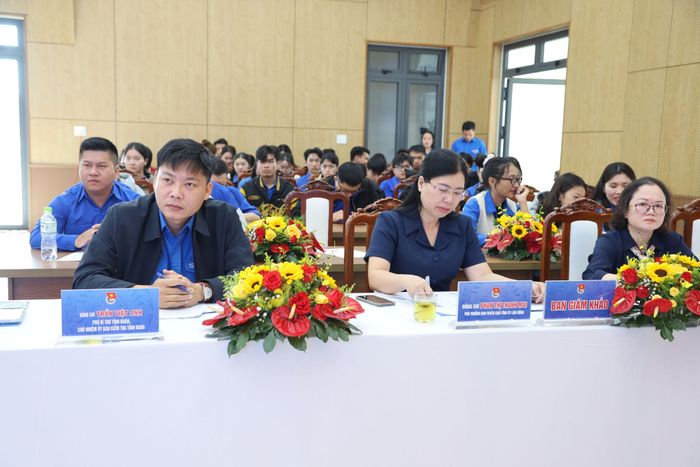 Các đại biểu tham dự tại vòng chung kết hội thi