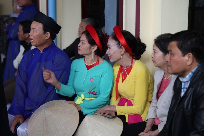 Sự kiện thu hút đông đảo Nhân dân, phật tử và du khách thập phương về dâng hương