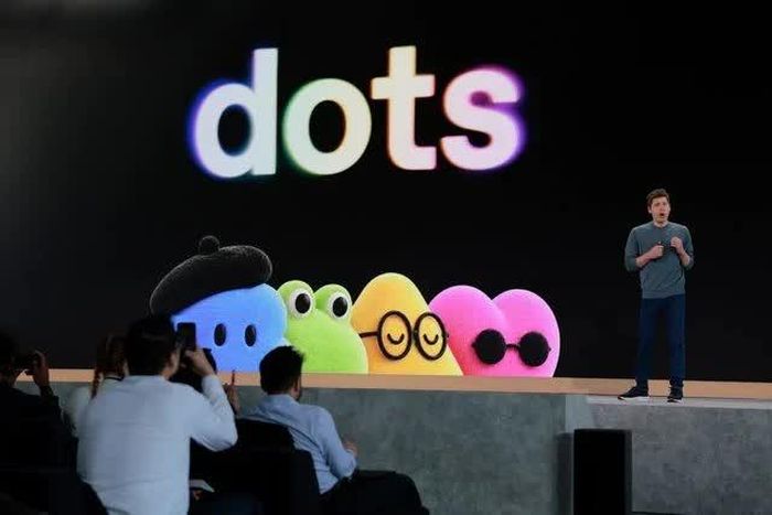 CEO OpenAI - giới thiệu dots tại sự kiện DevDay.