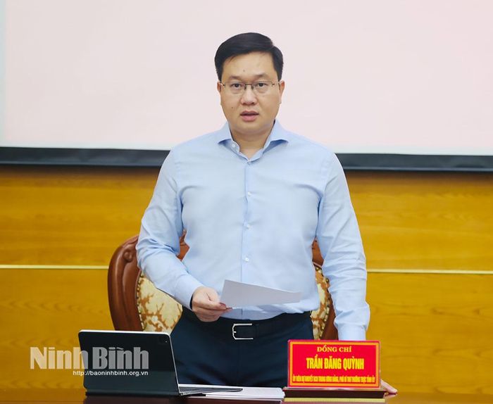 Đồng chí Phó Bí thư Thường trực Tỉnh ủy Trần Đăng Quỳnh phát biểu kết luận hội nghị.