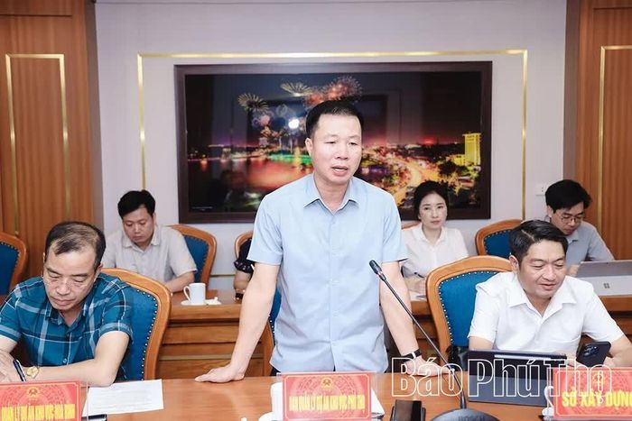 Lãnh đạo Ban Quản lý dự án khu vực Phú Thọ phát biểu tại hội nghị.