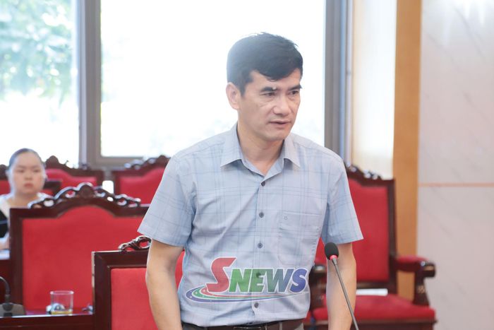 Lãnh đạo Trung tâm Xúc tiến đầu tư, thương mại và du lịch Sơn La phát biểu tại cuộc làm việc.