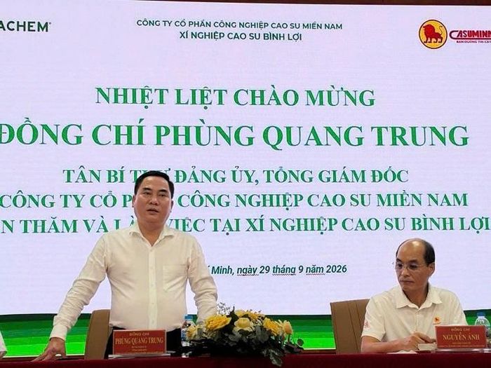 Ông Phùng Quang Trung nhấn mạnh mục tiêu từng bước nâng cao thu nhập, ổn định đời sống người lao động, tạo nền tảng cho doanh nghiệp phát triển bền vững