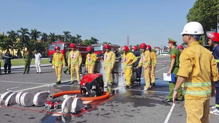 Đội tuyển Công ty Nhiệt điện Thái Bình tham gia Hội thao.