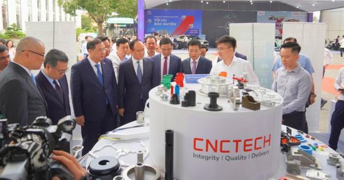 Gian trưng bày sản phẩm của CNCtech 