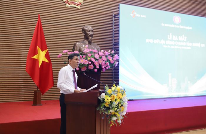 Ông Thái Văn Thành - Phó Chủ tịch UBND tỉnh Nghệ An cho rằng: Mọi dữ liệu được kết nối, mọi chức năng được xây dựng phải thực sự được khai thác, sử dụng và mang lại hiệu quả.