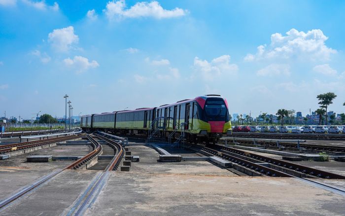 Các lực lượng chức năng phối hợp với Hà Nội Metro tổ chức diễn tập phương án phòng, chống khủng bố, giải cứu con tin và xử lý tình huống liên quan đến bom, mìn, chất nổ, qua đó nâng cao khả năng hiệp đồng, ứng phó trên tuyến metro Nhổn - ga Hà Nội.
