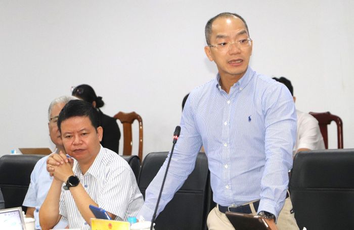 Ông Đỗ Quang Minh, Giám đốc Ban Quản lý dự án Hàng hải và Đường thủy kiến nghị tỉnh Vĩnh Long đẩy nhanh tiến độ chi trả, bồi thường, sớm bàn giao mặt bằng sạch, đảm bảo mục tiêu khởi công dự án vào cuối năm 2026.