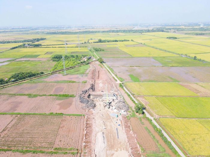 Dự án xây dựng đường Chí Tân - Toàn Thắng (giao quốc lộ 39, tỉnh Hưng Yên) có tổng mức đầu tư 572 tỷ đồng, với chiều dài gần 8km, rộng 21m, vận tốc thiết kế tối đa 80km/h. Đường đi qua các xã Chí Minh, Khoái Châu, Nghĩa Dân của tỉnh Hưng Yên.