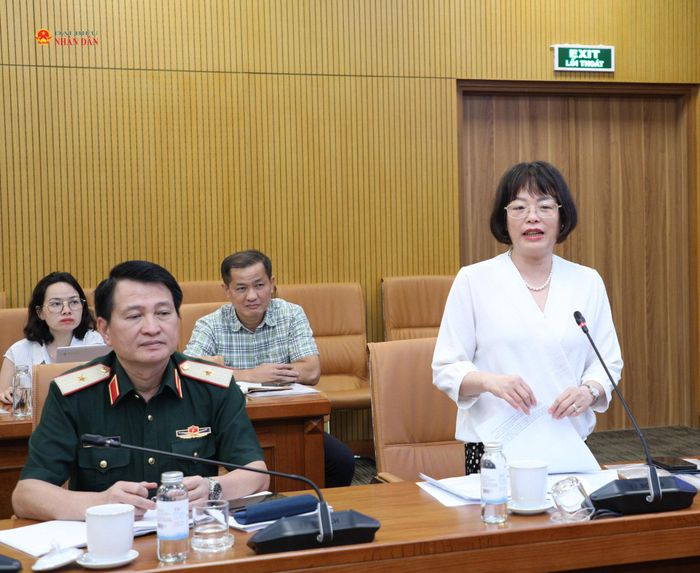 Phó Chủ nhiệm Ủy ban Khoa học, Công nghệ và Môi trường Nguyễn Thị Mai Phương phát biểu tại hội nghị