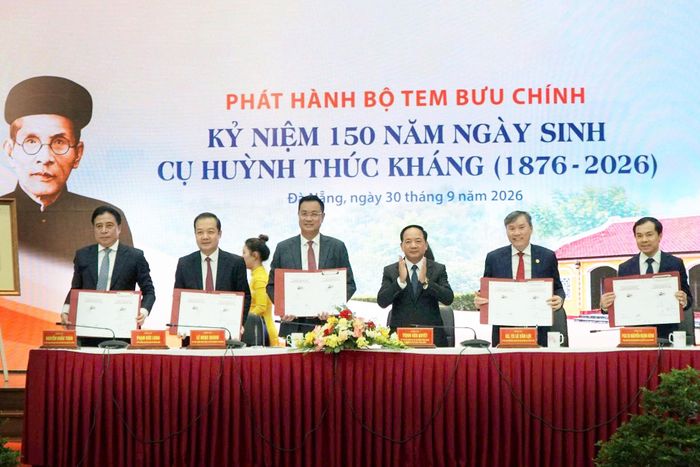 Phát hành bộ tem bưu chính “Kỷ niệm 150 năm ngày sinh cụ Huỳnh Thúc Kháng (1876 - 2026)”