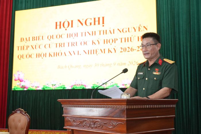 ĐBQH Ngô Tuấn Anh thông tin dự kiến nội dung, chương trình Kỳ họp thứ Hai tới cử tri phường Bách Quang.