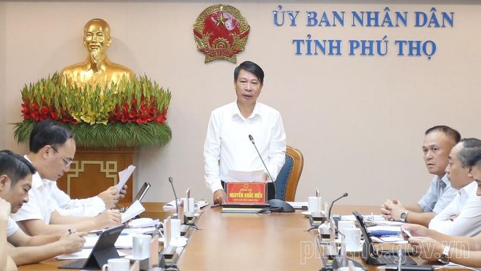 Phó Chủ tịch UBND tỉnh Phú Thọ Nguyễn Khắc Hiếu phát biểu chỉ đạo tại hội nghị