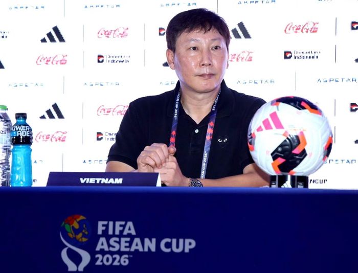  HLV Kim Sang Sik. Ảnh: VFF 
