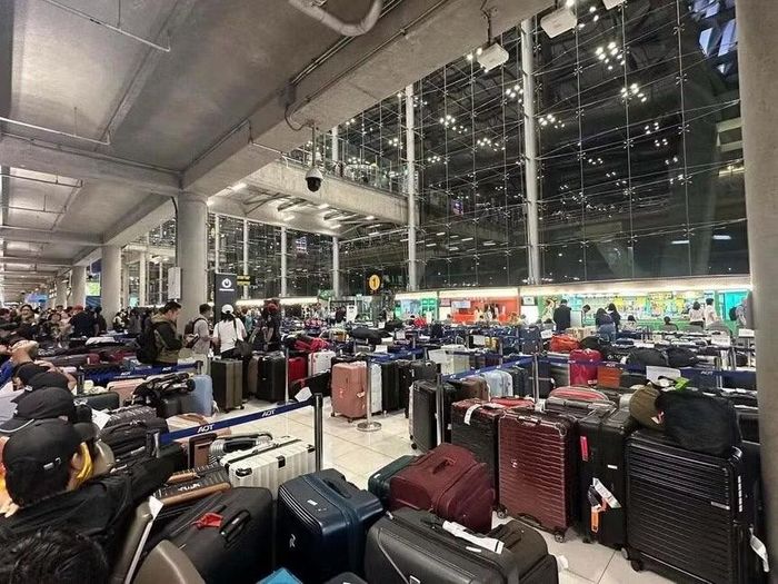Khủng hoảng tại sân bay Suvarnabhumi diễn ra sau một trong những đợt mưa nghiêm trọng nhất Bangkok thời gian gần đây. Ảnh: The Nation/Reuters/Thai Enquirer