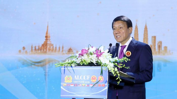 Bộ trưởng Lương Tam Quang phát biểu khai mạc hội nghị.