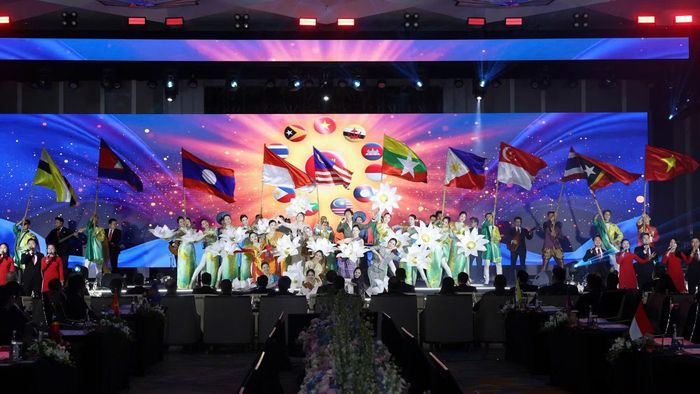 Chương trình nghệ thuật chào mừng hội nghị.