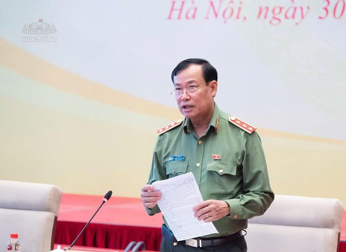 Thượng tướng Lê Tấn Tới chủ trì, phát biểu khai mạc.
