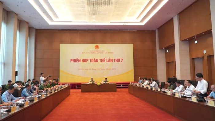 Quang cảnh phiên họp.