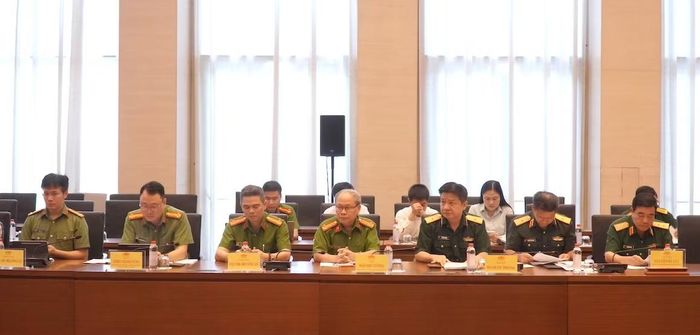Các đại biểu tham dự phiên họp.