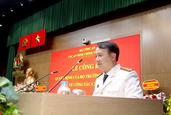 Đại tá Nguyễn Chí Toàn phát biểu tại buổi lễ.