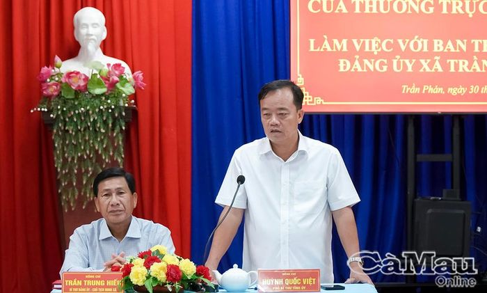 Phó Bí thư Tỉnh uỷ giao các sở, ban, ngành phối hợp rà soát, tham mưu giải quyết các kiến nghị của Xã Trần Phán theo quy định, bảo đảm điều kiện làm việc tốt nhất cho cán bộ và phục vụ Nhân dân.