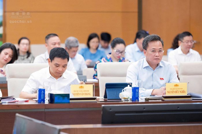 Tổng Kiểm toán nhà nước Nguyễn Hữu Nghĩa tham dự Phiên họp. Ảnh: VPQH
