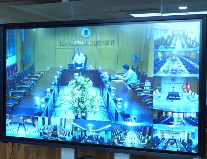 Các KTNN khu vực tham gia cuộc họp tại các điểm cầu.