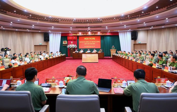 Toàn cảnh hội nghị