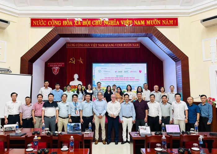 Khóa tập huấn về chuyển giao công nghệ, định giá công nghệ và sở hữu trí tuệ. tại ĐH Huế