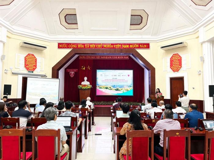 Quang cảnh khoá tập huấn
