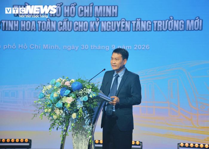 Ông Quách Ngọc Tuấn, Phó Giám đốc Sở Tài chính TP.HCM chia sẻ tại hội thảo.