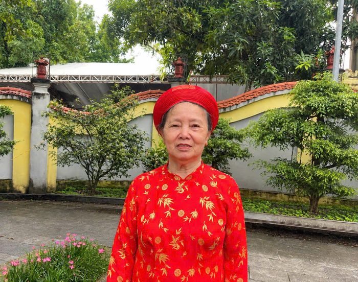 Bà Lê Thị Quê, 80 tuổi, một người con dâu của làng Triều Khúc. Ảnh: Đào Tuyết