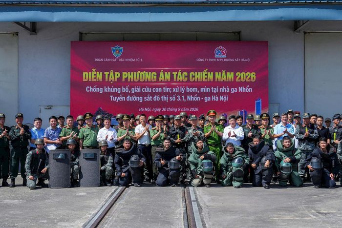 Buổi diễn tập thành công tốt đẹp, góp phần nâng cao năng lực ảo đảm an ninh, trật tự trên các tuyến metro. Ảnh: Duy Khánh