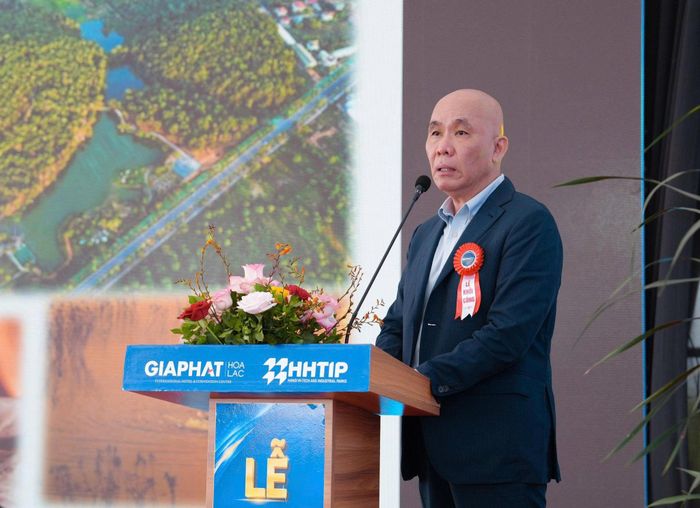 Chủ tịch HĐQT Công ty cổ phần Gia Phát Hòa Lạc Vũ Duy Thành phát biểu tại lễ khởi công. Ảnh: Hồng Thái